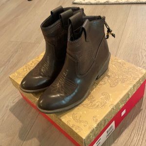 American Rag Brown Western Booties